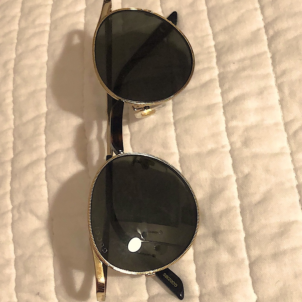 Gucci glasses